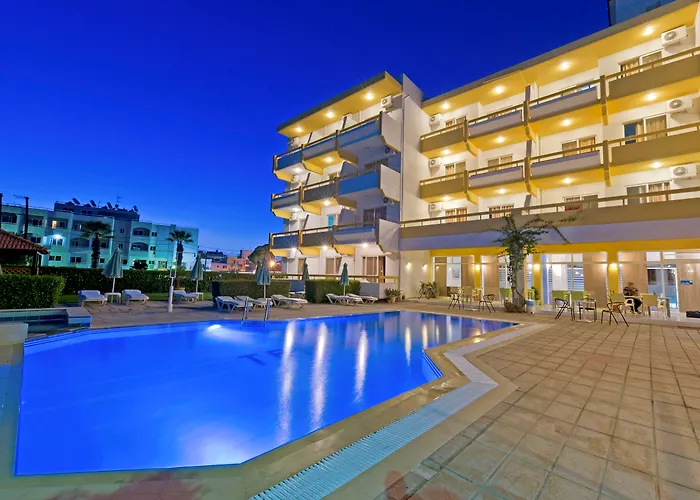 Trianta Hotel Apartments