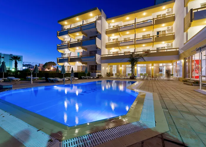 Trianta Hotel Apartments