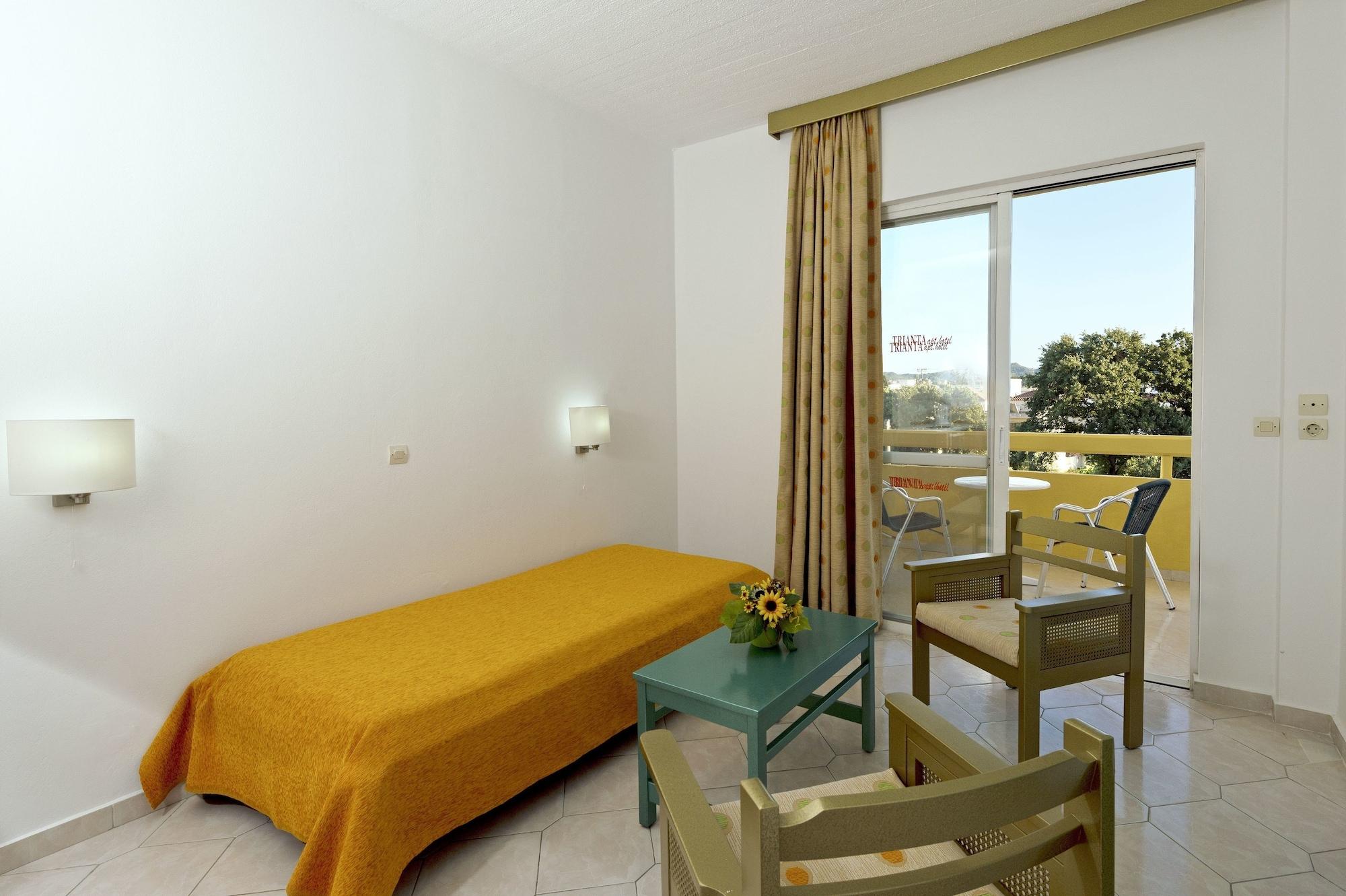 Aparthotel Trianta 2*