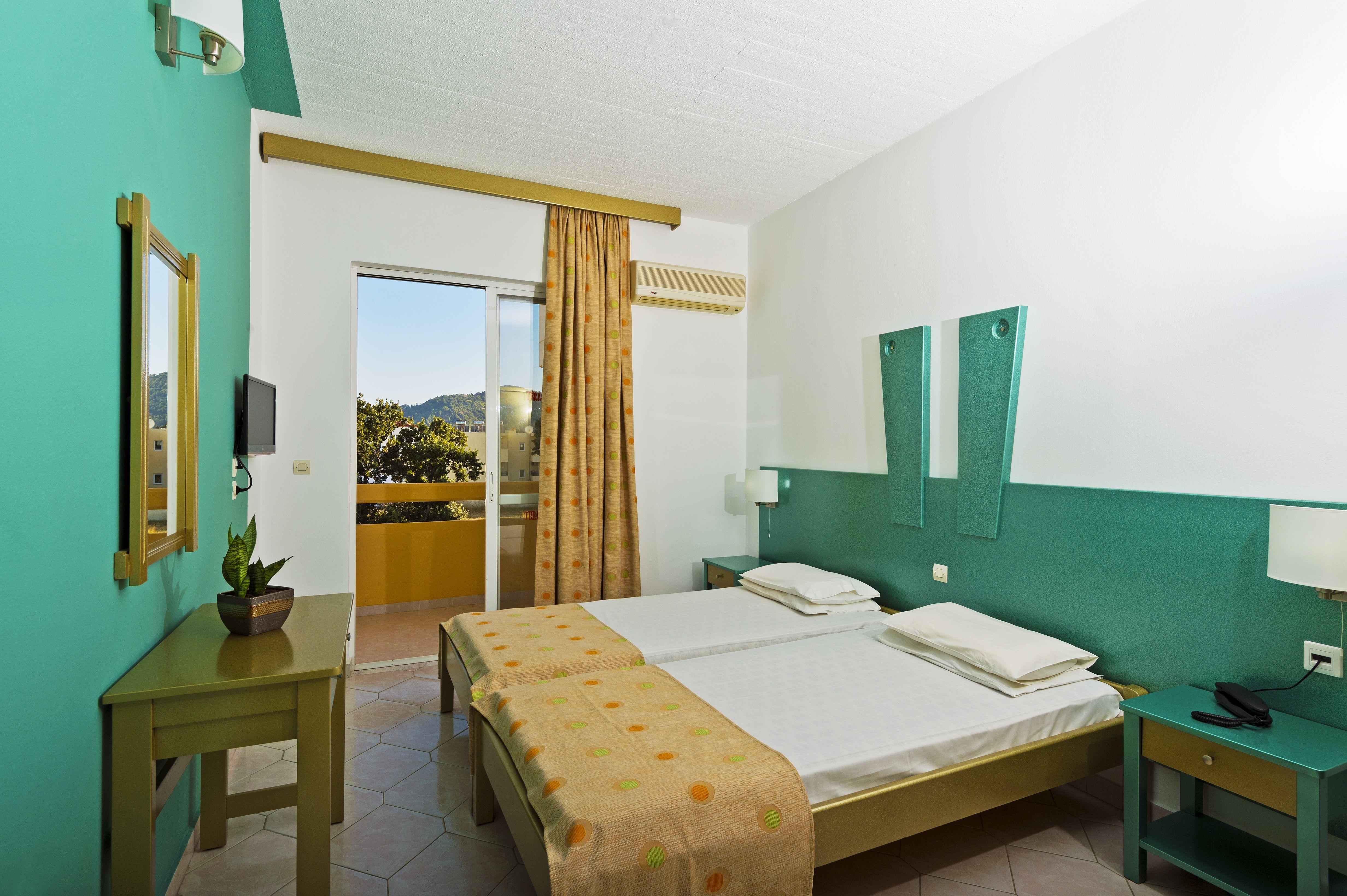 Aparthotel Trianta Ialysos (Rhodes)