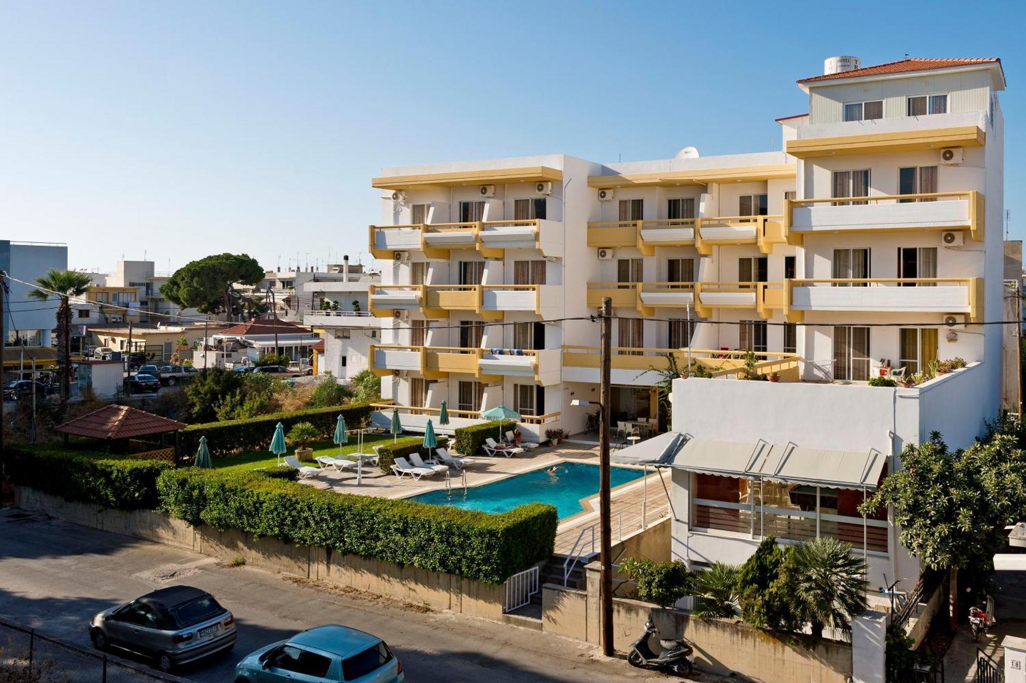 Aparthotel Trianta 2*