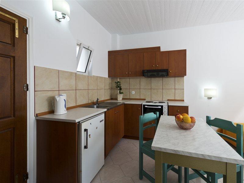 Trianta Aparthotel