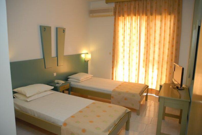 Trianta Aparthotel Ialysos (Rhodes)